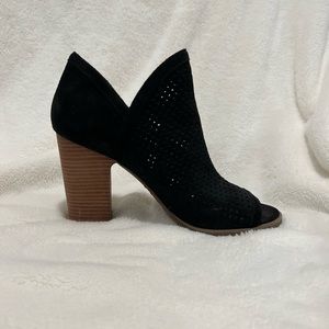 Lucky Brand Black Heeled Sandal